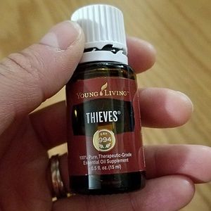 Young Living Thieves Essential Oil